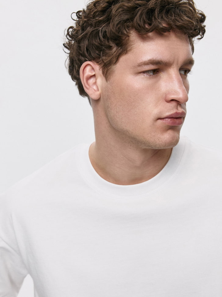 Базовая футболка MAX OVERSIZE FIT. Фото №4