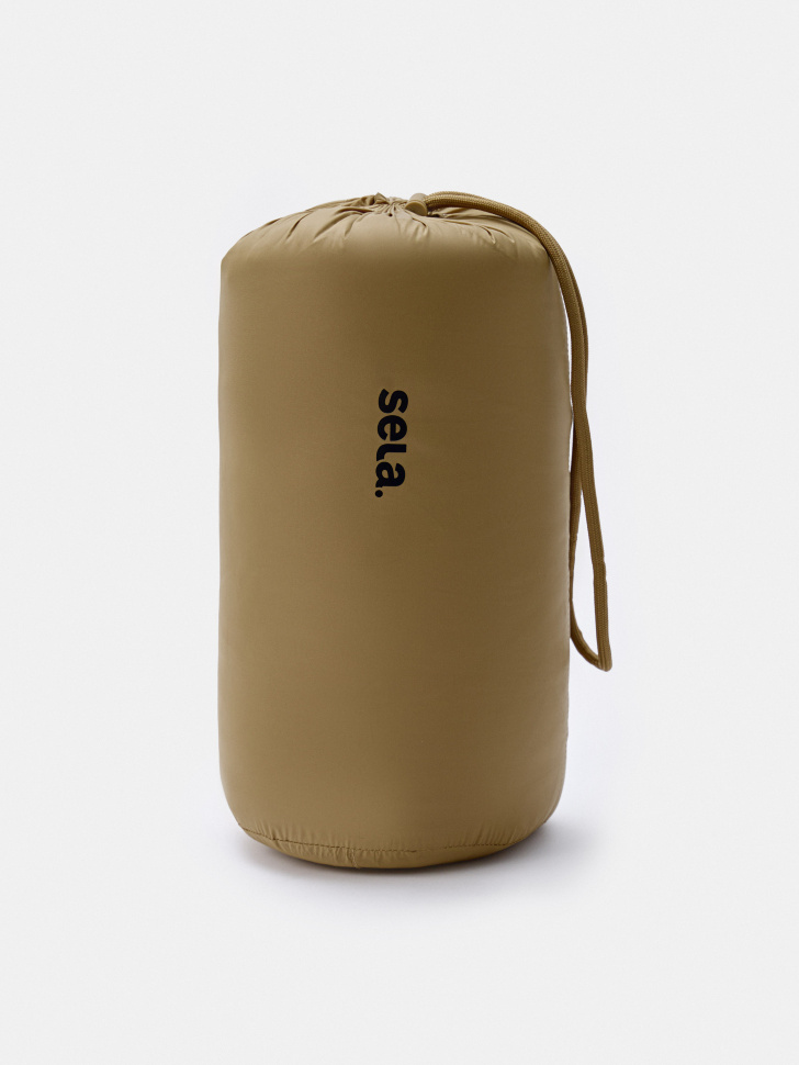 базовая стеганая куртка от бренда sela вид слева