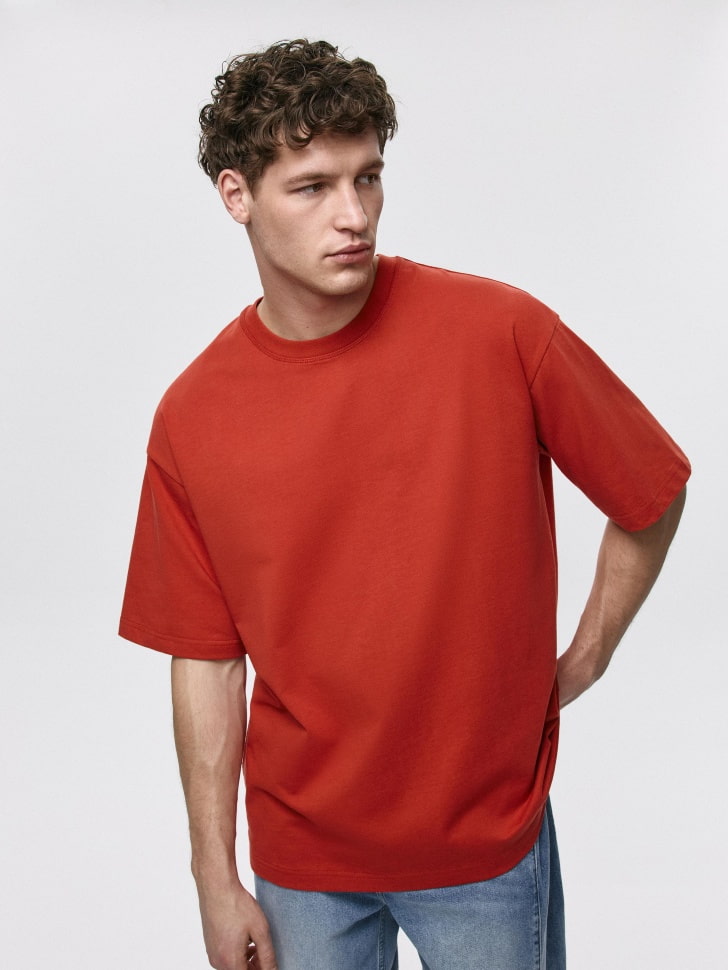 

Базовая футболка MAX OVERSIZE FIT
