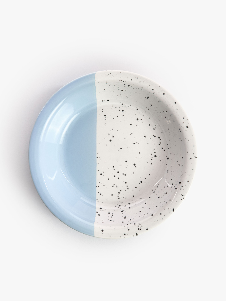 детская десертная тарелка из костяного фарфора из россии вид сбоку