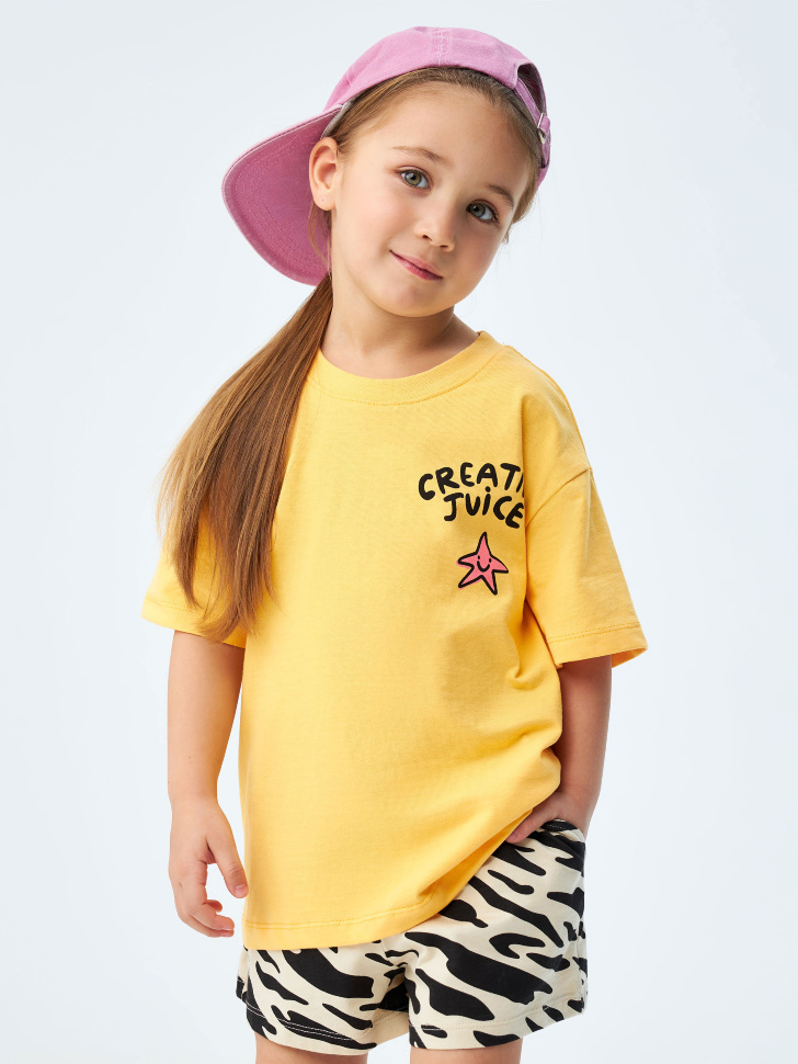 

Футболка оверсайз с принтом для девочек