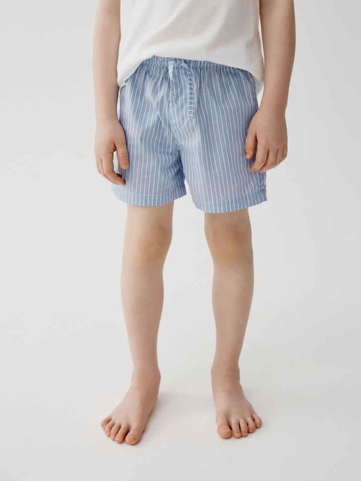 набор из 2 домашних шорт для мальчиков от бренда sela вид слева