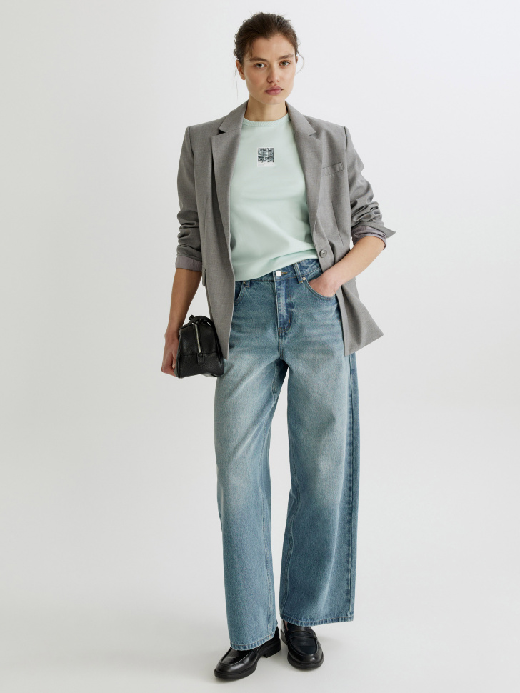 футболка с принтом от бренда sela вид слева