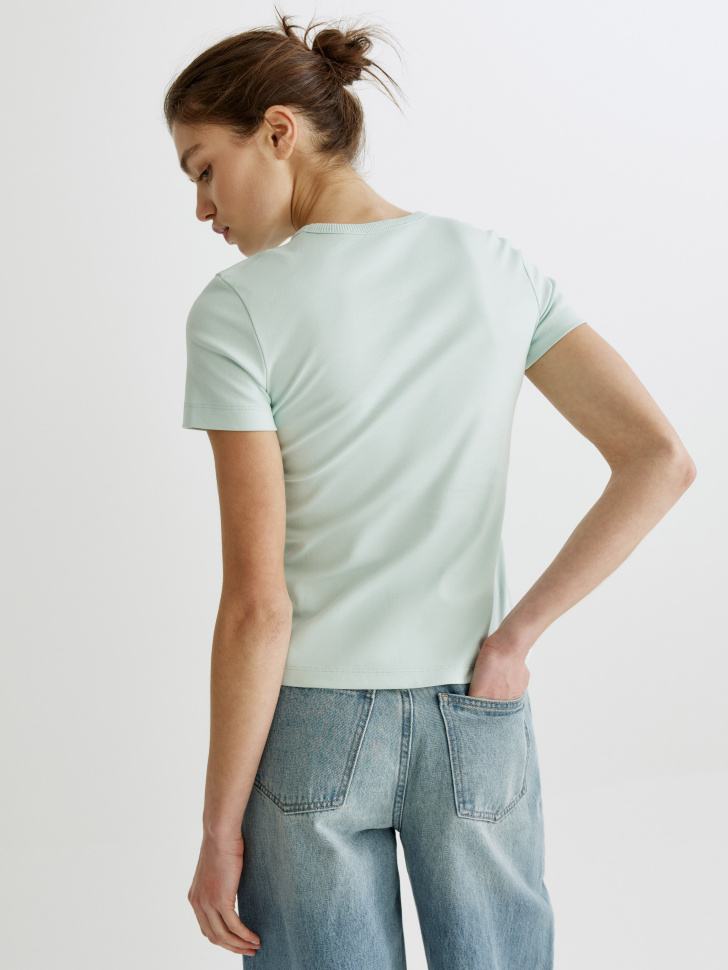 футболка с принтом по цене 1299 руб вид справа