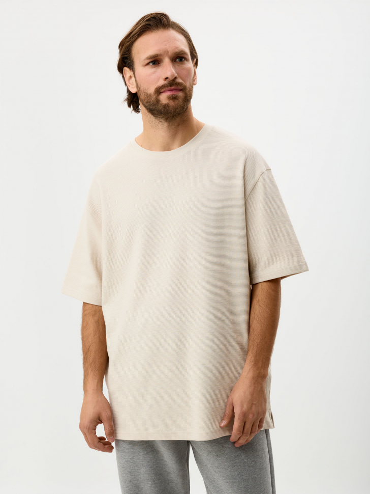 

Футболка OVERSIZE FIT базовая, 3811110202