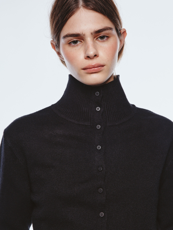 Товар с артикулом 4610517530172 вид сзади