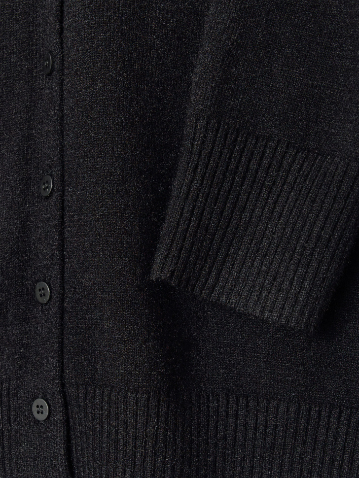 вязаный кардиган из линейки  young универсального стиля с лицевой стороны