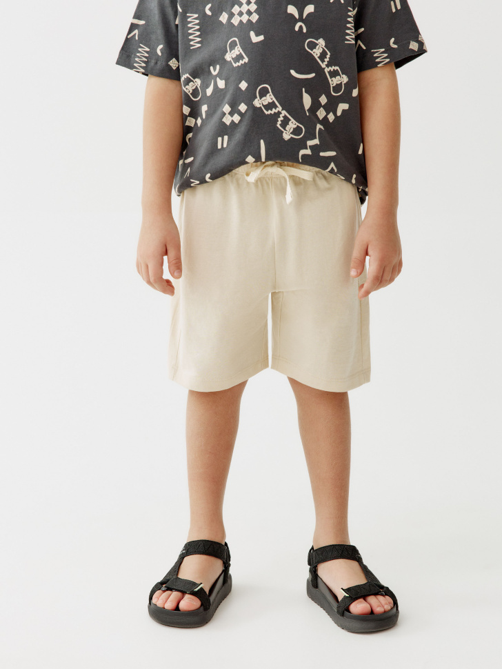 набор базовых шорт для мальчиков, 2 шт. от бренда sela вид слева