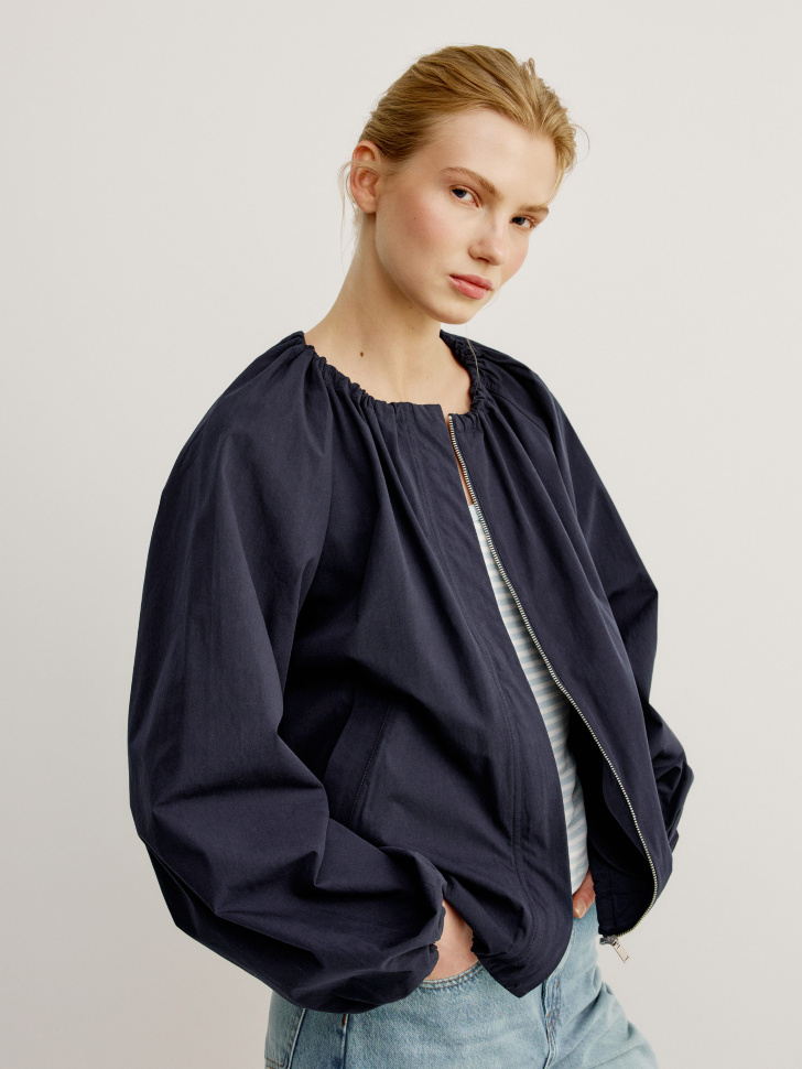 легкая укороченная куртка из хлопка 4680798808352 фотография