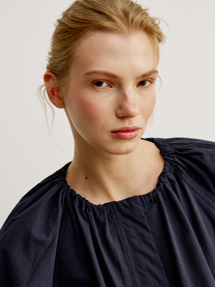 легкая укороченная куртка из хлопка из россии вид сбоку