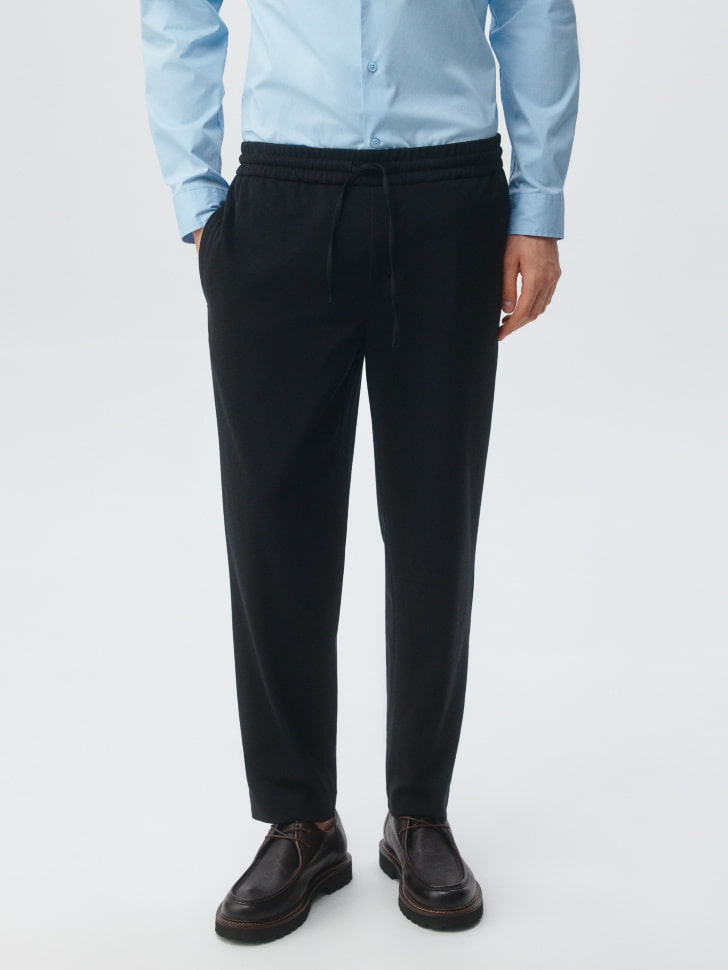 Брюки slim fit со средней посадкой