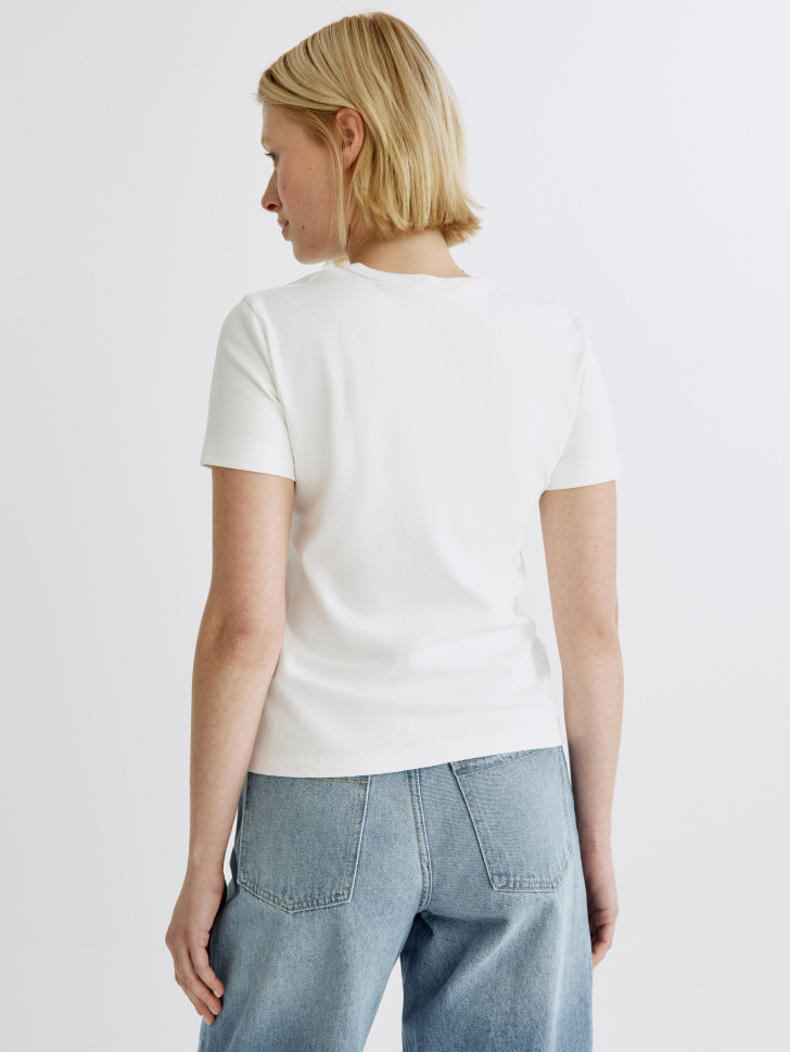 футболка с принтом по цене 1299 руб вид справа