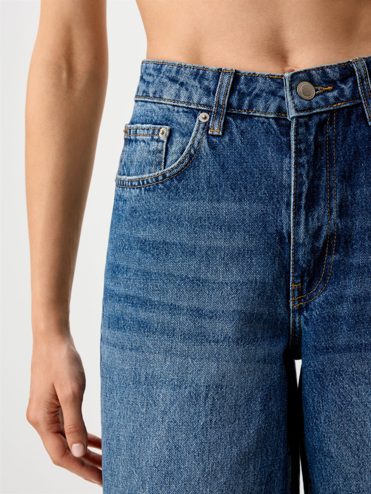 Расслабленные джинсы Straight Fit - фото 6