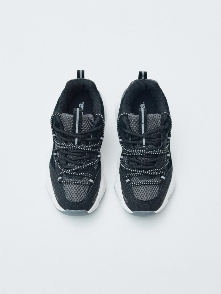 комбинированные кроссовки для мальчиков универсального стиля с лицевой стороны