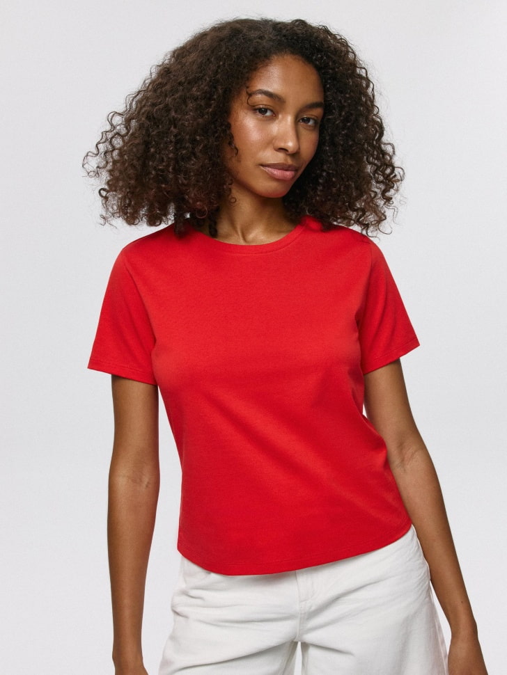 

Футболка EVA SLIM FIT