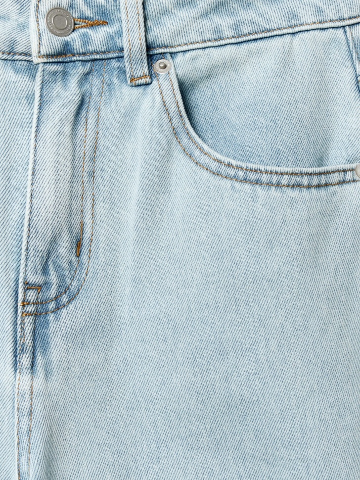 укороченные объемные джинсы со средней посадкой от бренда sela вид слева