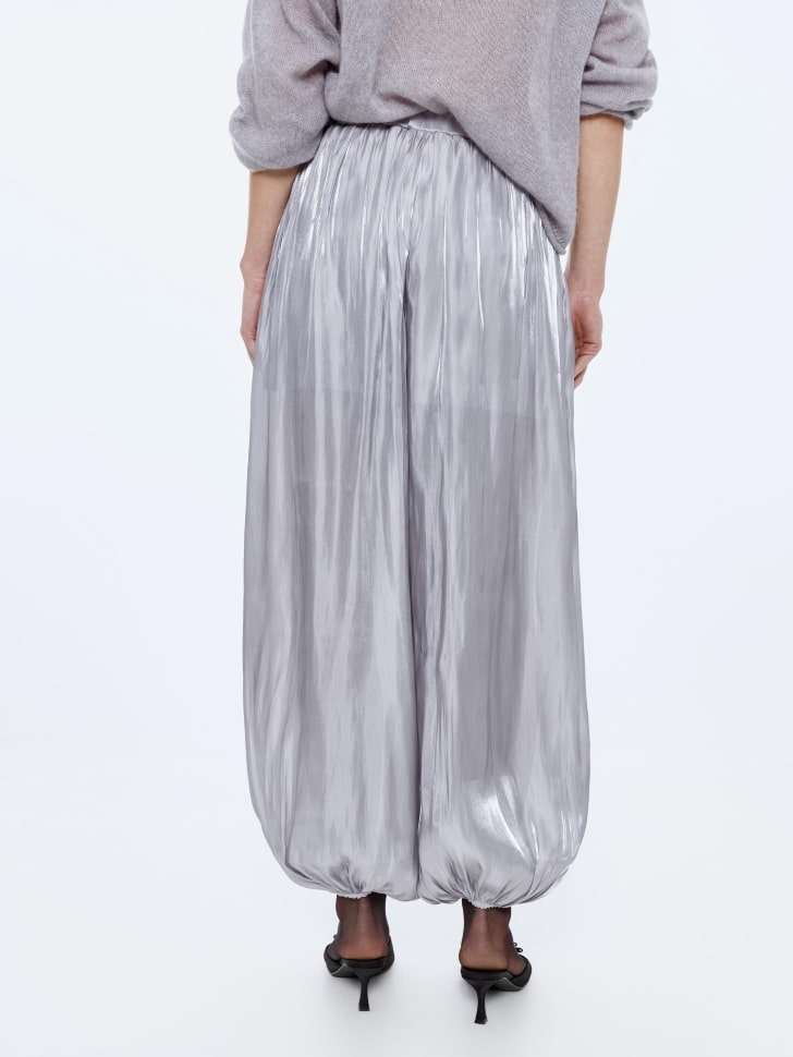 брюки-шаровары из жатой ткани с блеском 4610517139641 по низкой цене