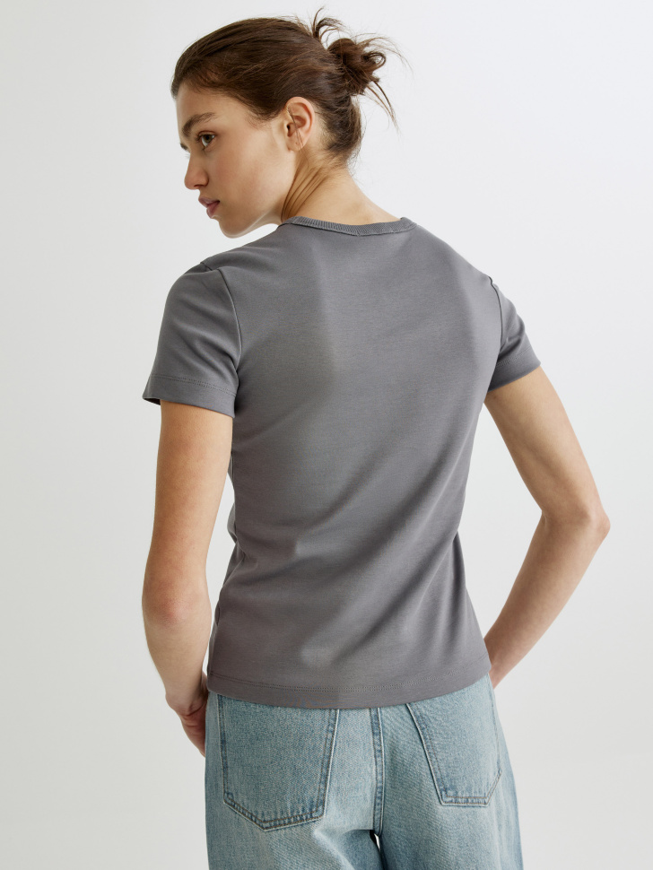 футболка с принтом по цене 1299 руб вид справа