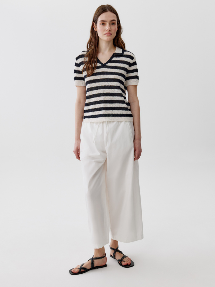 вязаный джемпер с коротким рукавом от бренда sela вид слева