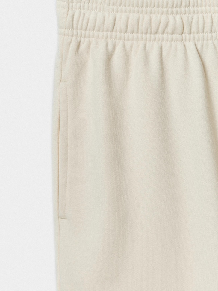 Товар с артикулом 4640611009670 вид сзади