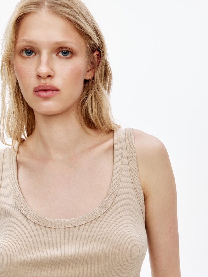 базовый топ эми в рубчик по цене 999 руб вид справа