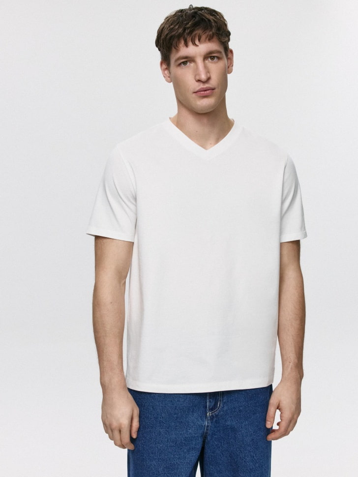 

Футболка MARK REGULAR FIT базовая