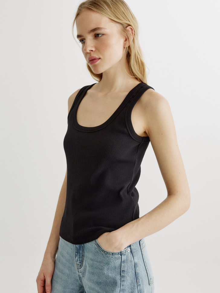 базовый топ эми в рубчик из россии вид сбоку