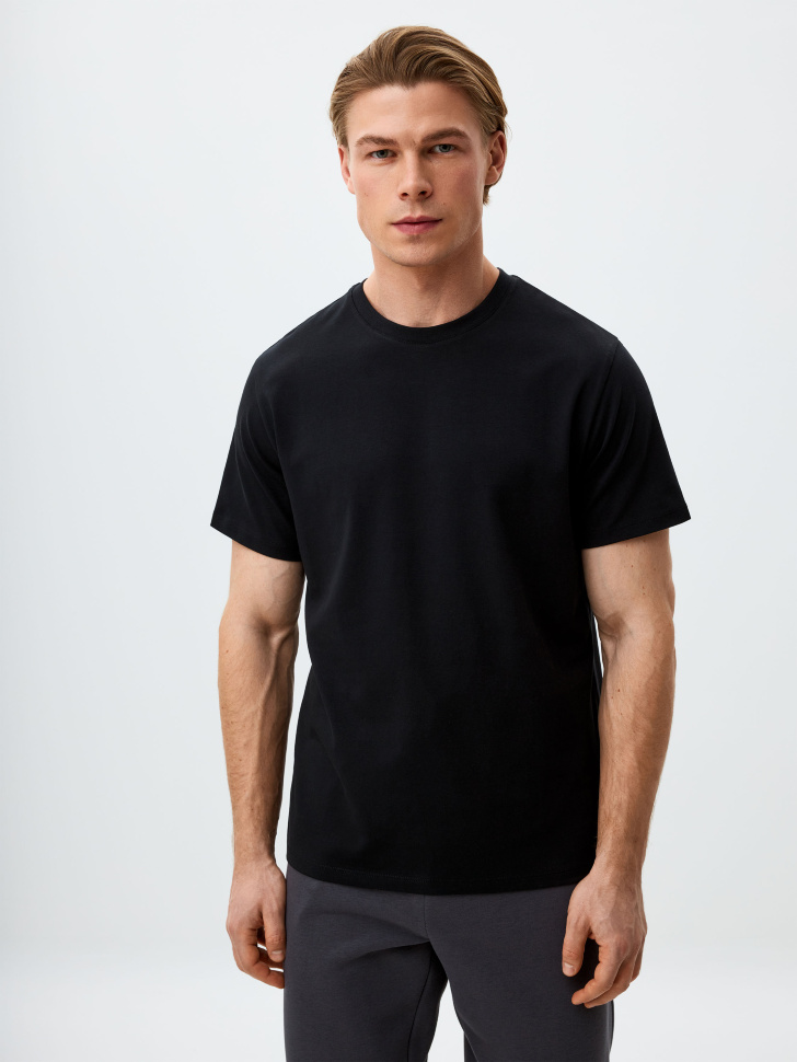 

Футболка ADAM SLIM FIT базовая