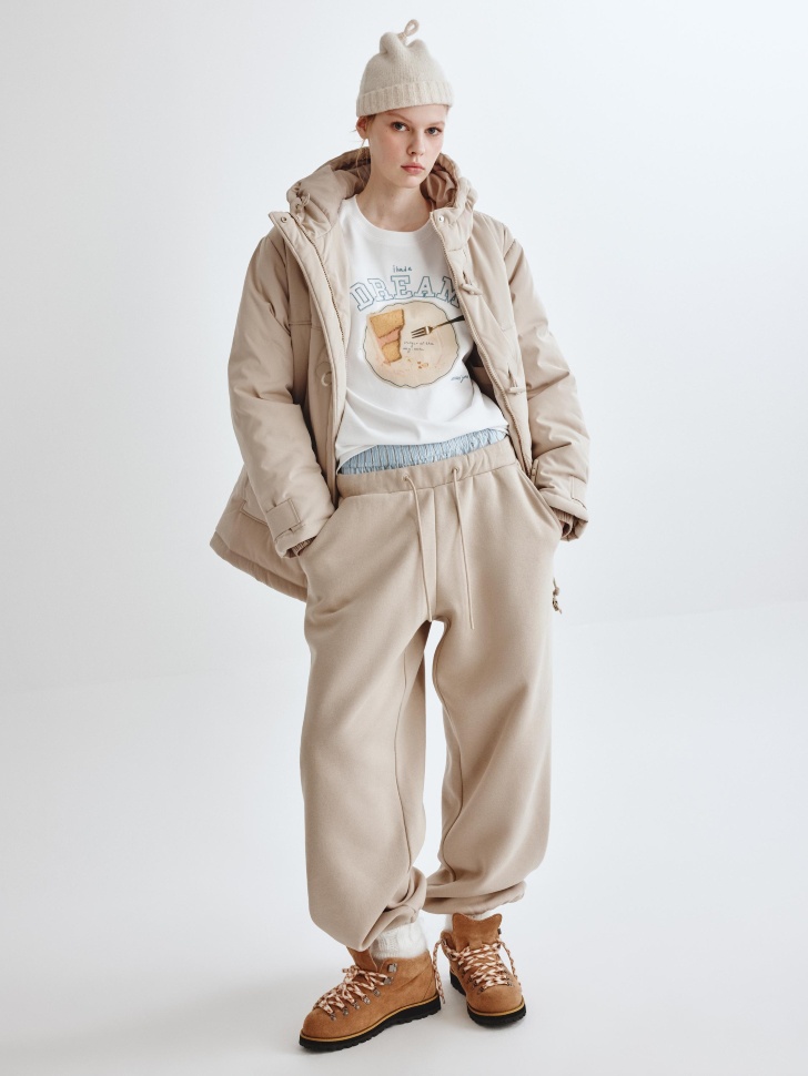 лонгслив с принтом из линейки  young из хлопка спереди