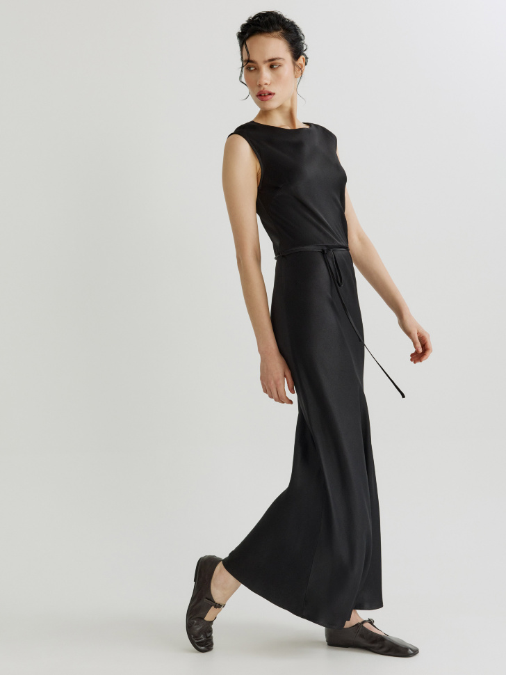 платье миди из вискозного сатина по цене 4299 руб вид справа