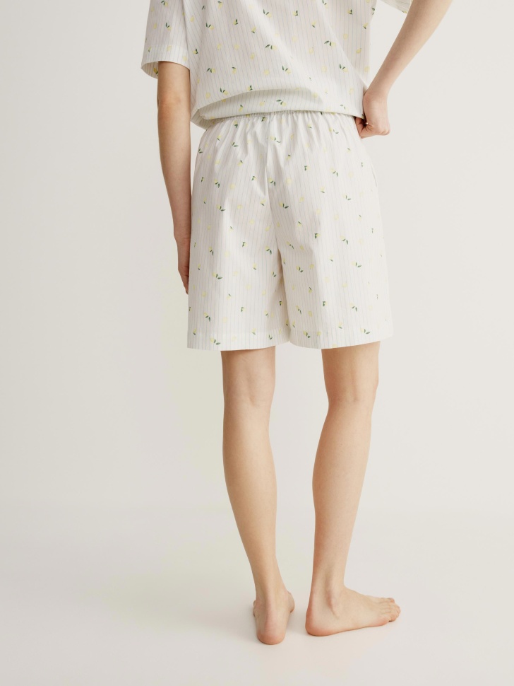 домашние шорты с принтом из бархатистого хлопка из россии вид сбоку