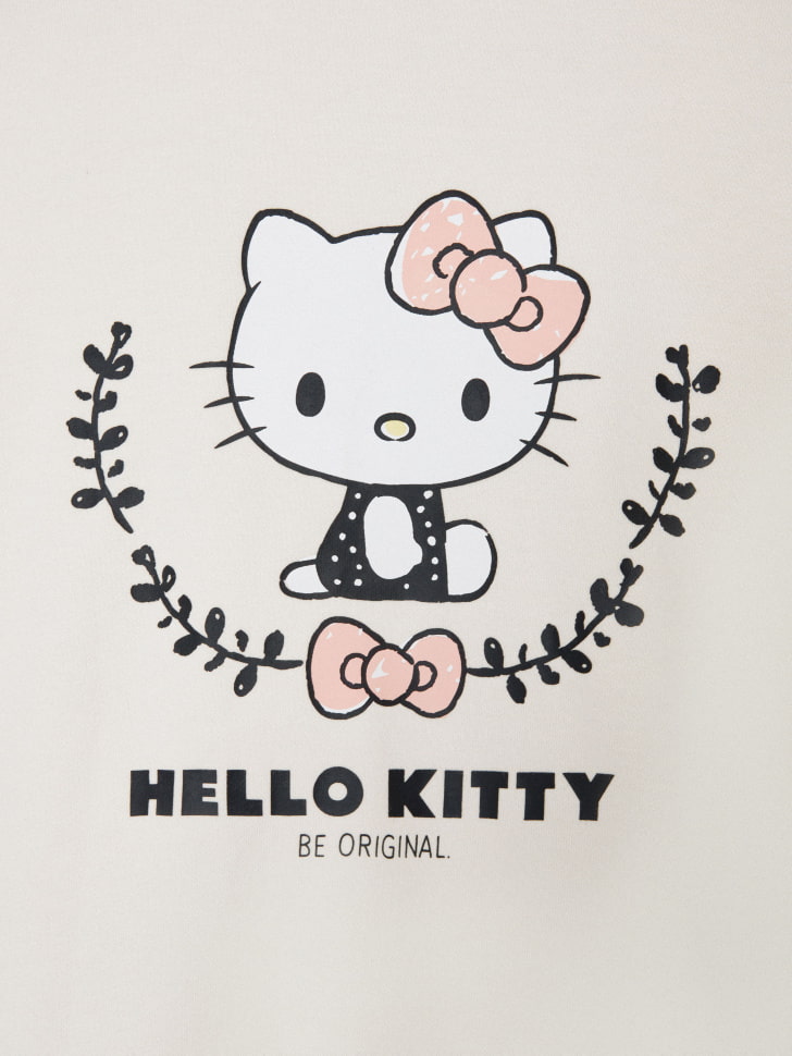 Бомбер в стиле преппи с Hello Kitty для девочек. Фото №8