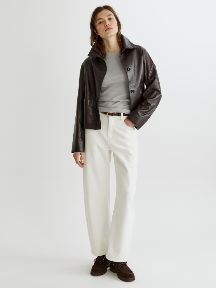 лонгслив приталенный в рубчик от бренда sela вид слева