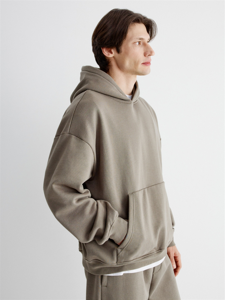 утепленное худи regular fit из футера из россии вид сбоку