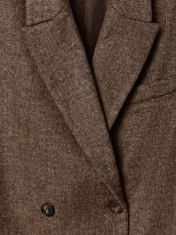 короткое двубортное пальто из смесовой шерсти от бренда sela вид слева