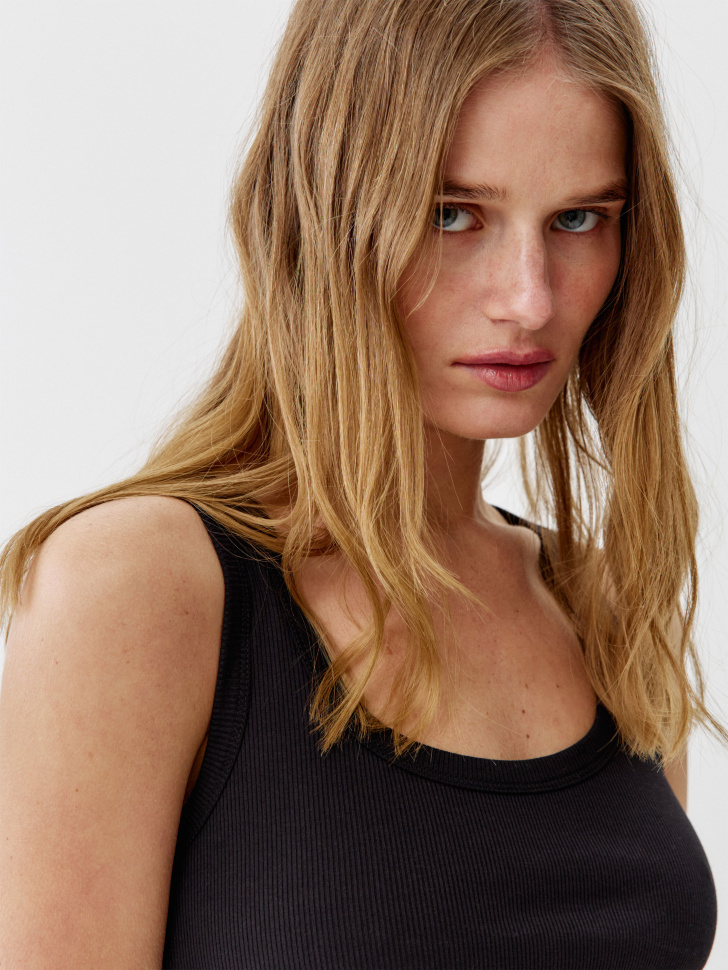 базовый топ эми в рубчик по цене 999 руб вид справа