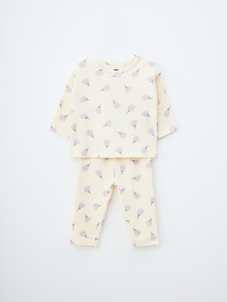 Трикотажная пижама с принтом для малышей - фото 1