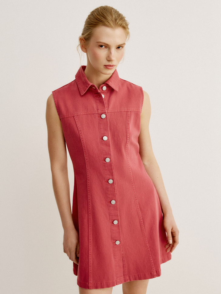 джинсовое мини-платье из россии вид сбоку