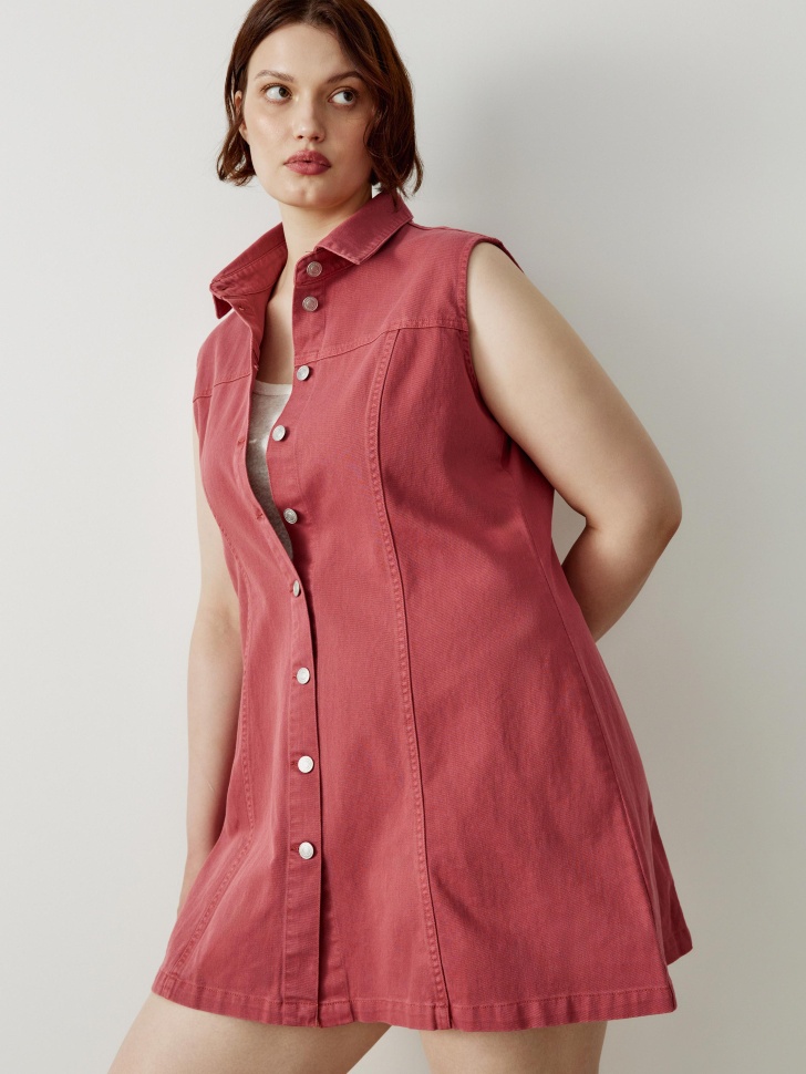 джинсовое мини-платье от бренда sela вид слева