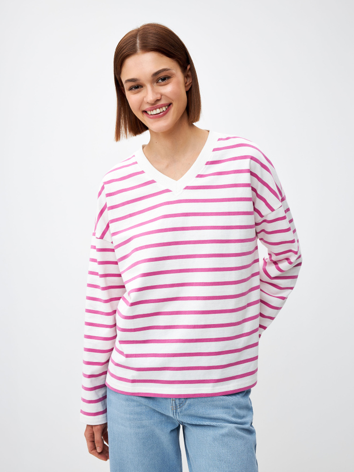 

Лонгслив ANNA OVERSIZE FIT с V-образным вырезом