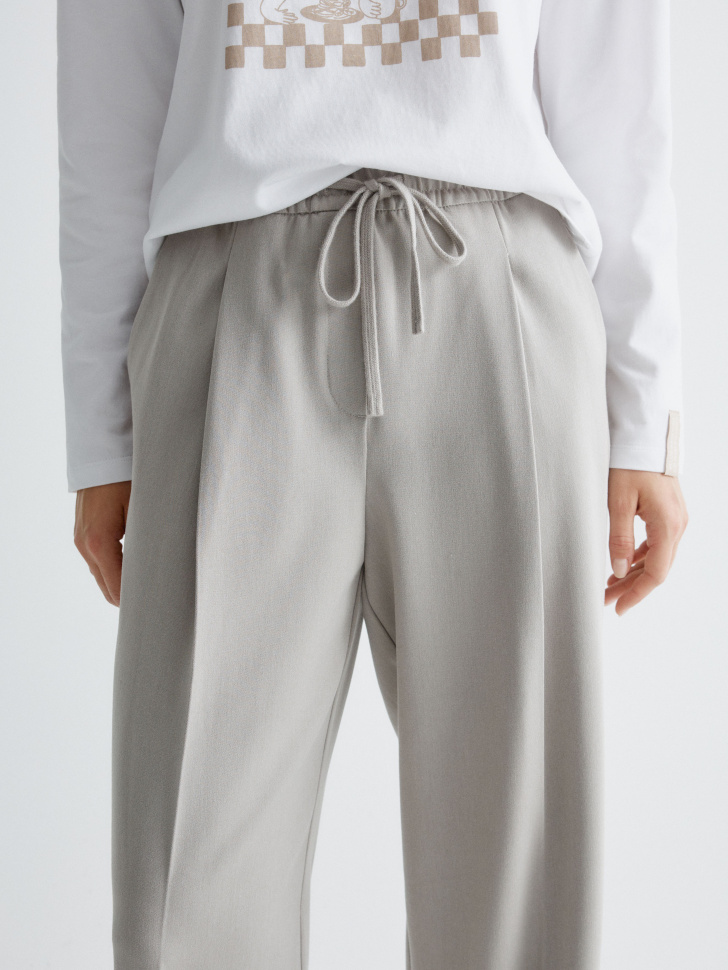 широкие брюки из костюмной ткани 4610517227935 в интернет магазине