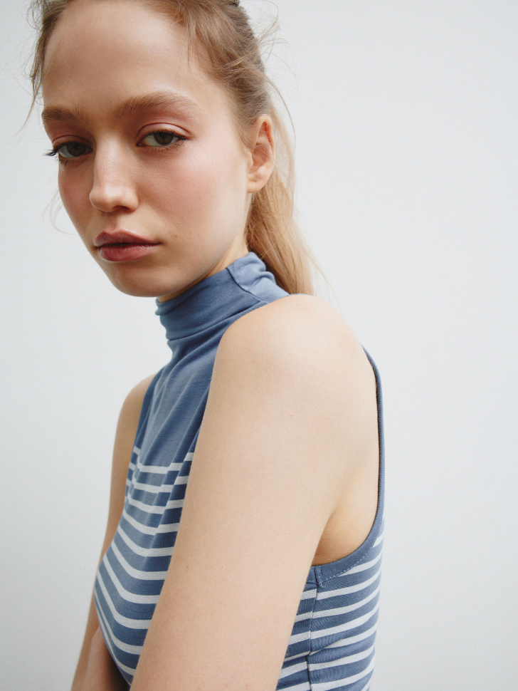 Товар с артикулом 4610517700827 вид сзади