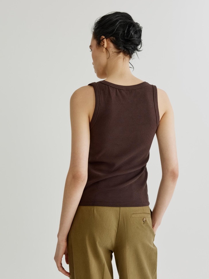 базовый топ эми в рубчик из россии вид сбоку