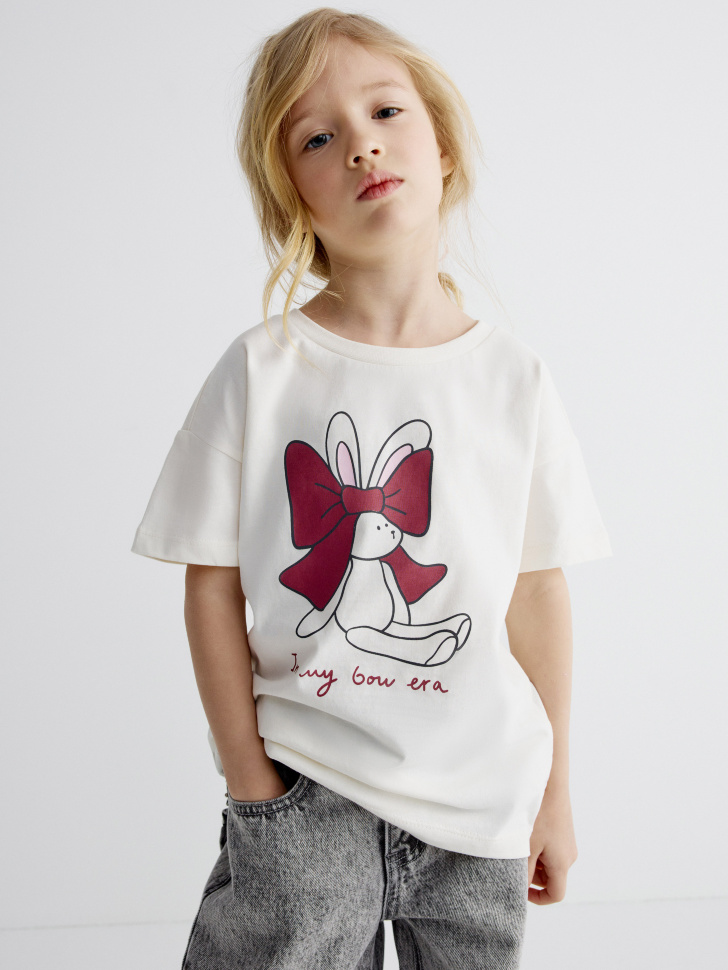 набор из 2 футболок для девочек от бренда sela вид слева