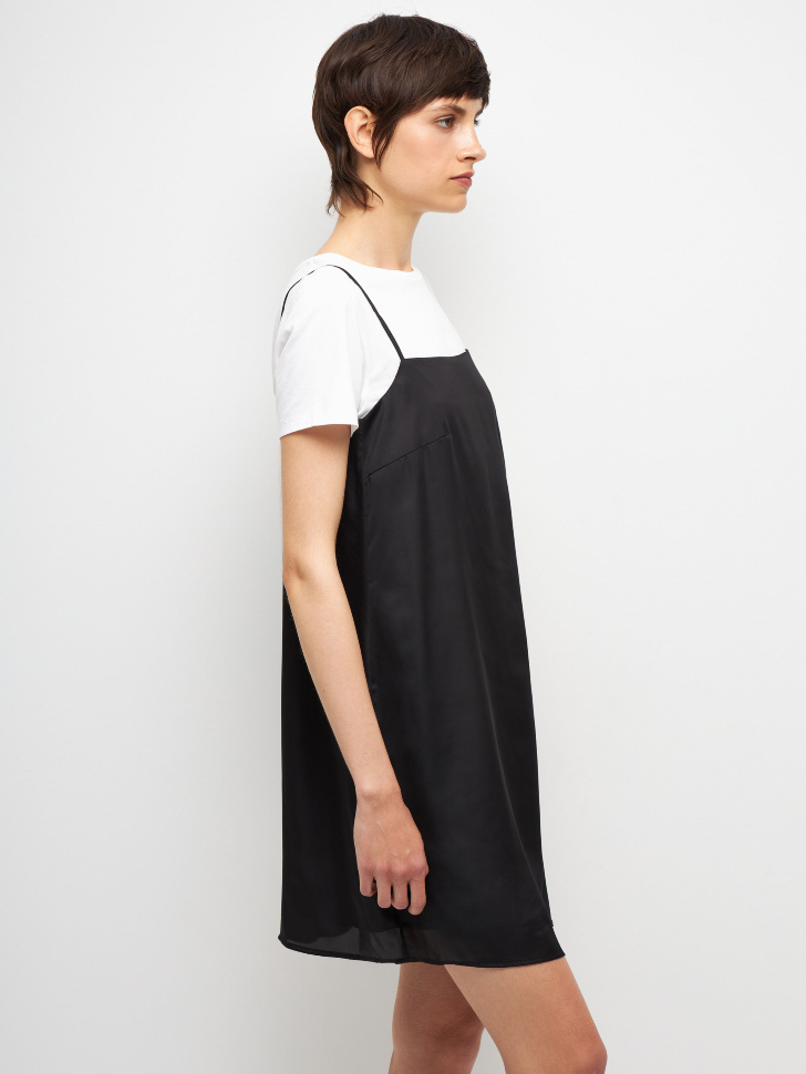Короткое сатиновое платье (черный, M) sela 4680129528027 - фото 4