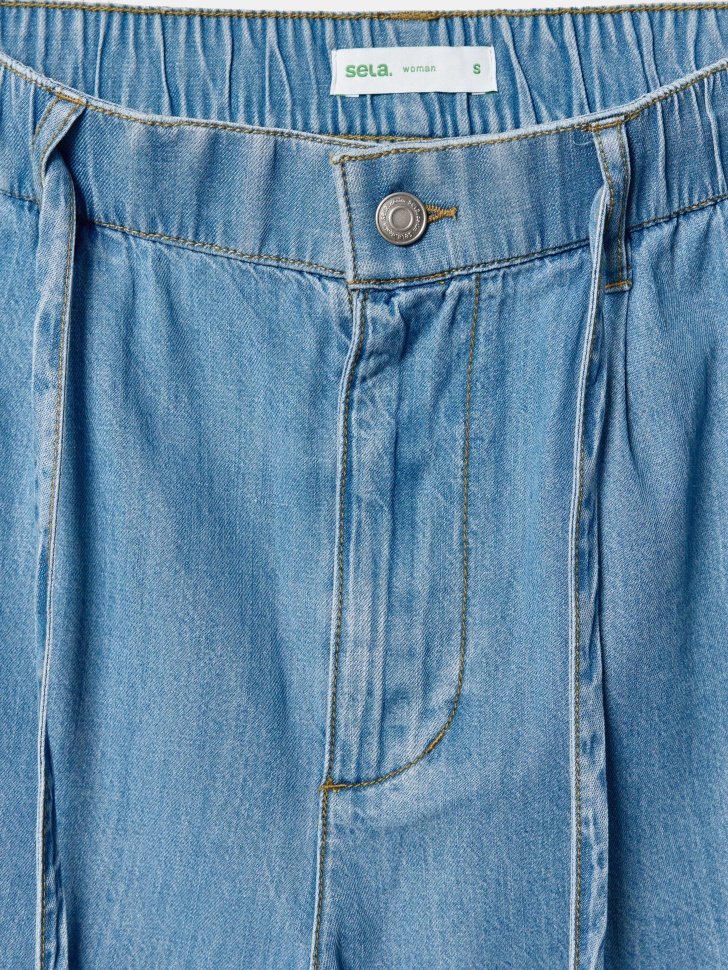 джинсовые шорты из смесового лиоцелла из хлопка спереди