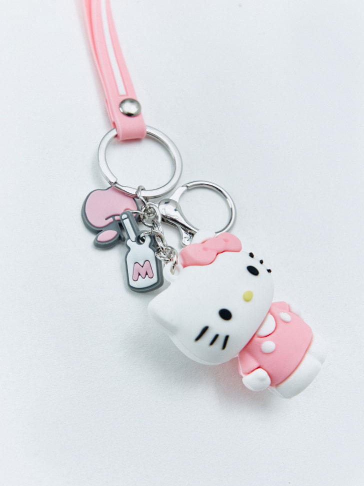 брелок с подвеской hello kitty для девочек 4680798713045 по акции