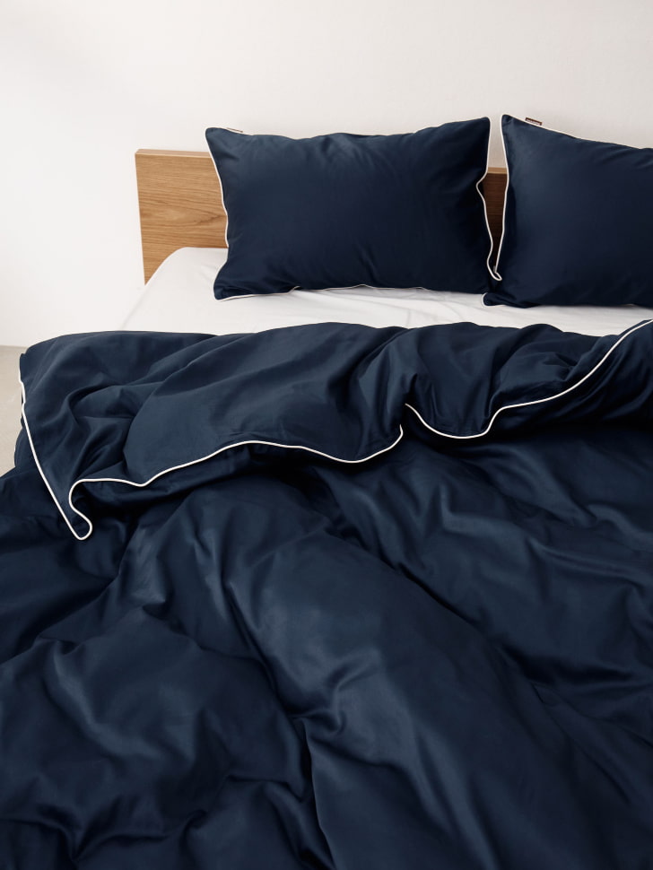 Комплект постельного белья без простыни, темно-синий, белый, арт. 001кбп