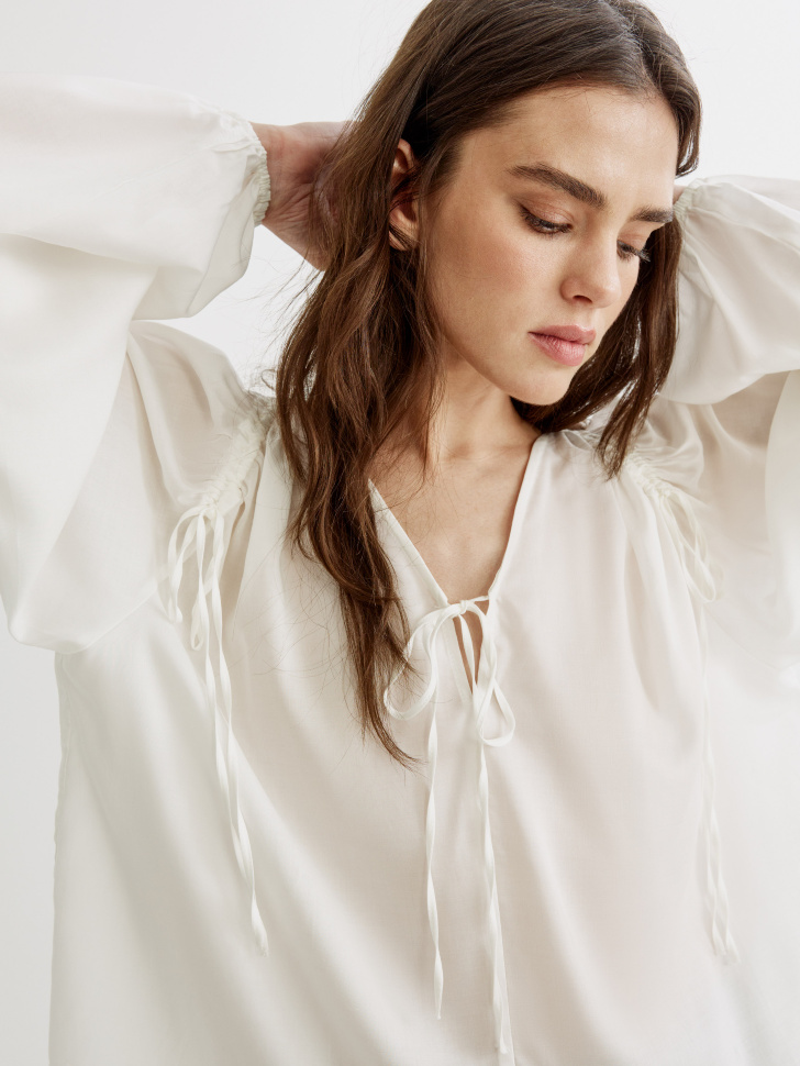 

Воздушная блуза со сборками на завязку из лиоцелла, SL6804010512