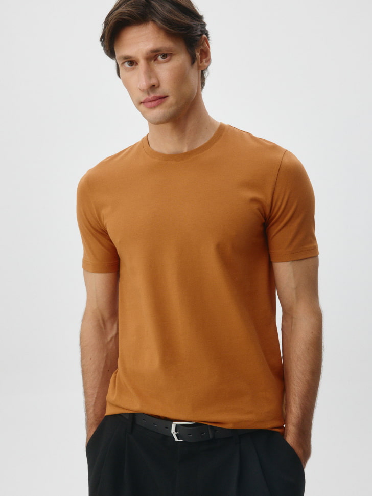 

Футболка SLIM FIT базовая